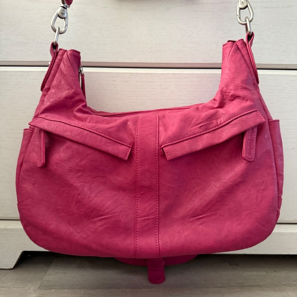 Kelly Moore Rasberry Hobo Camera Bag Photography Artistic - Picture 3 of 15